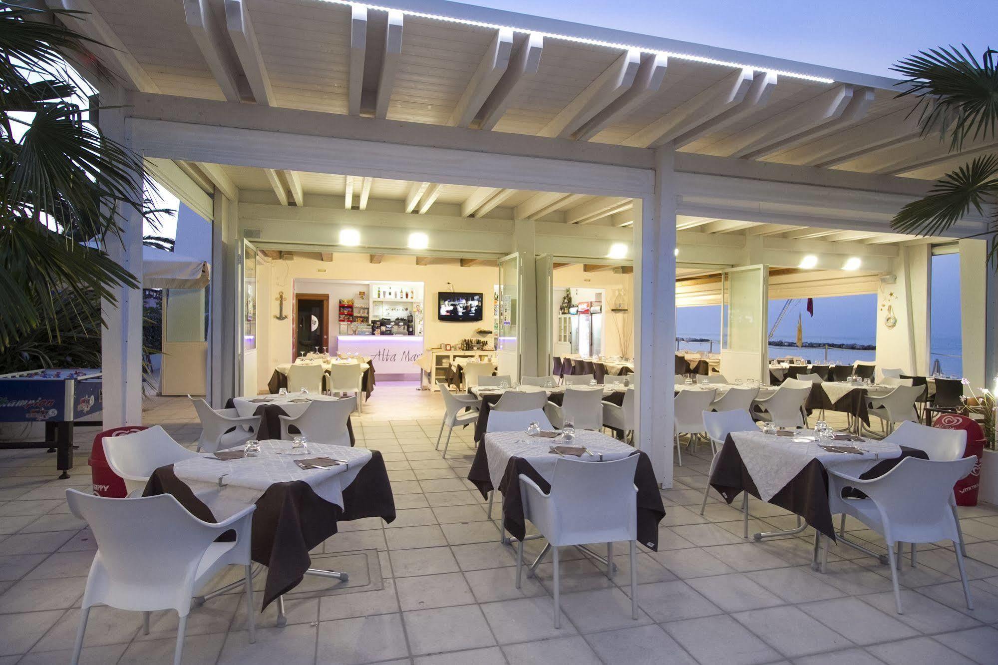 Residence I Delfini Cupra Marittima Luaran gambar